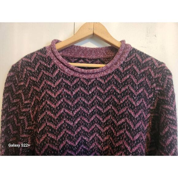 S26 Chevron-patterned Sweater - Picture 2 of 5